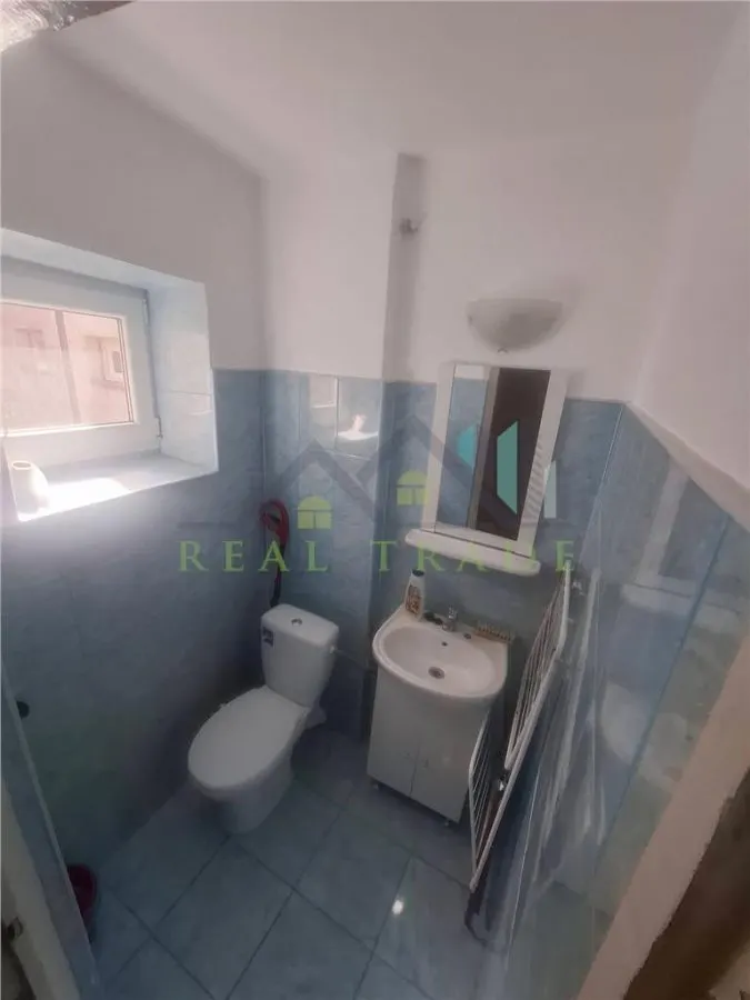 Apartament 3 camere decomandat, Centrul Civic - foto 12