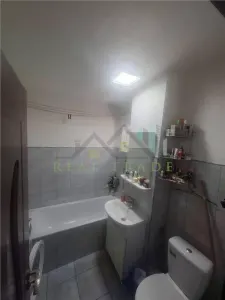 Apartament 3 camere decomandat, Centrul Civic - foto 10