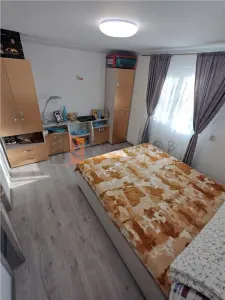 EXCLUSIVITATE! Casa moderna cu teren generos zona Mihailesti - foto 2
