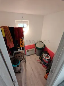 EXCLUSIVITATE! Casa moderna cu teren generos zona Mihailesti - foto 9