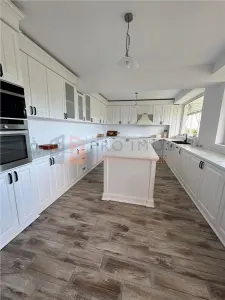 Casa tip S+P+1E+M in zona Gura Calnaului - foto 10