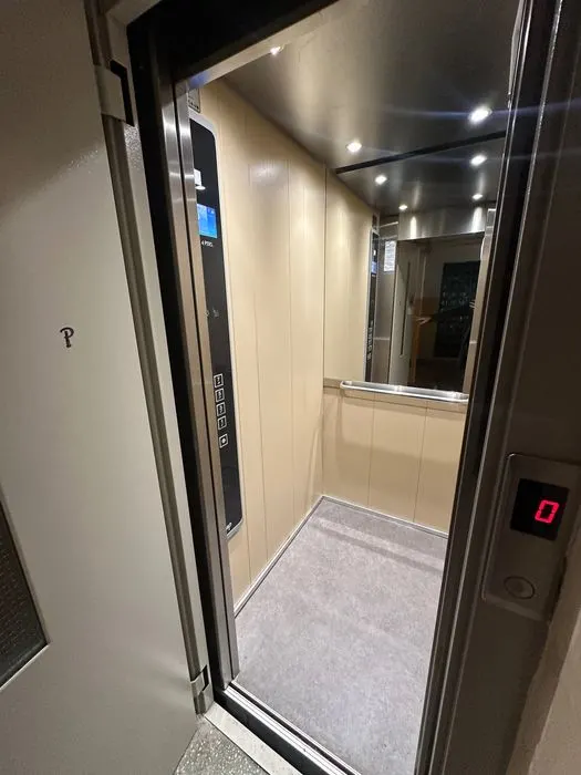 Apartament 3 camere , 2 balcoane zona Centrul Civic- Victoriei - foto 6