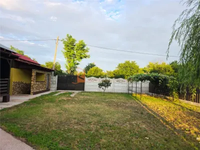 EXCLUSIVITATE! Casa tip parter si teren generos aproape de Buzau - foto 9