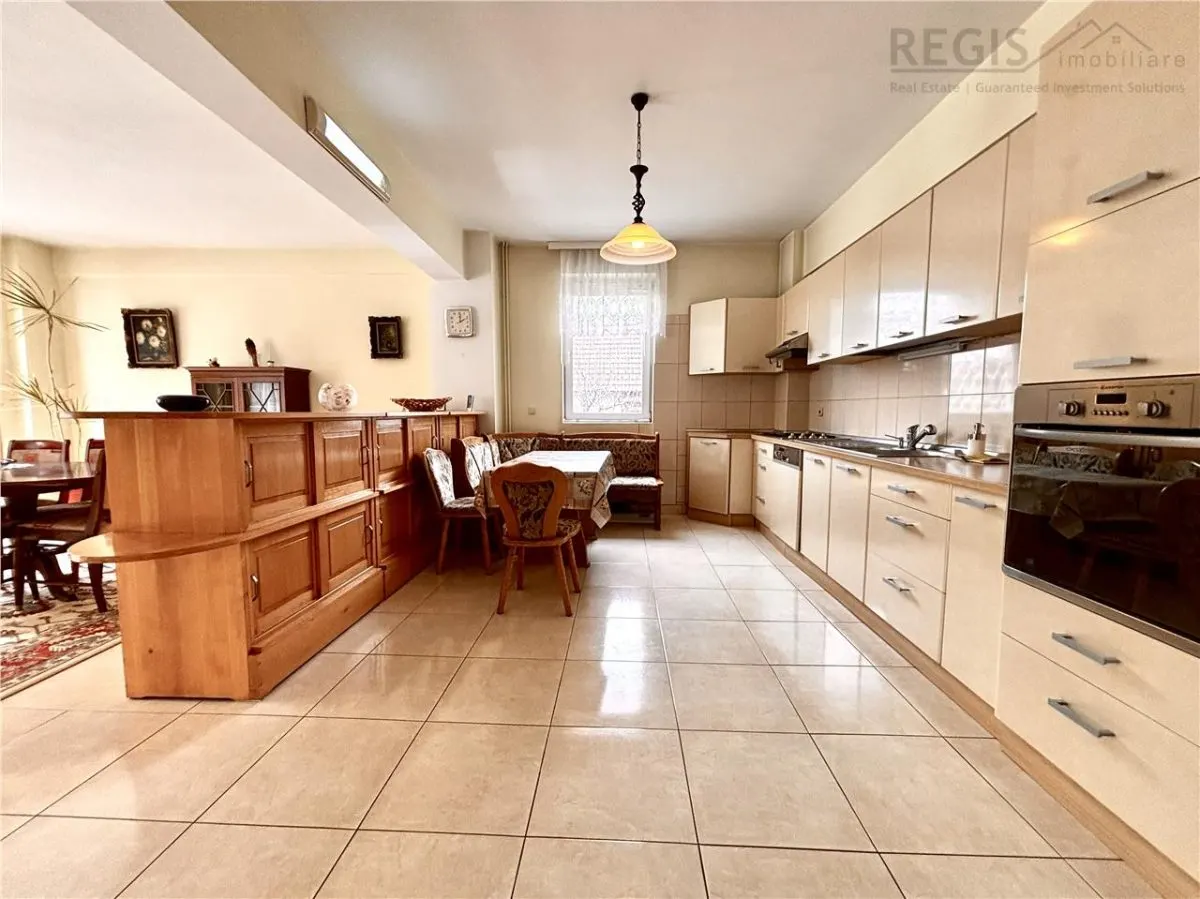 Vila zona Coresi | 1170 mp teren | 6 camere | De vanzare - foto 9