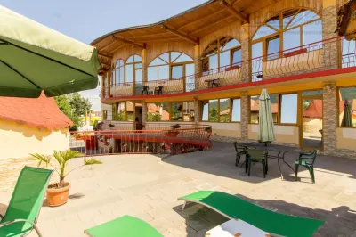 Investitie turistica cu potential ridicat | Hotel cu Restaurant Cartier Noua - Brasov