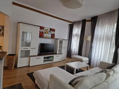 vanzare apartament 65 mp utili | Calea Victoriei | stradal | vedere stradala | etaj 4/6 | renovat nou | - Bucuresti