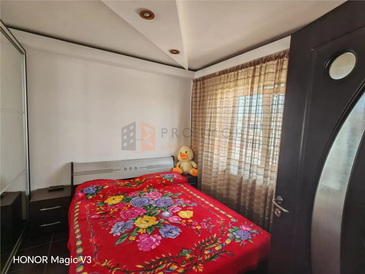 Apartament 3 camere confort 1 semidecomandat zona  Independentei - foto 4