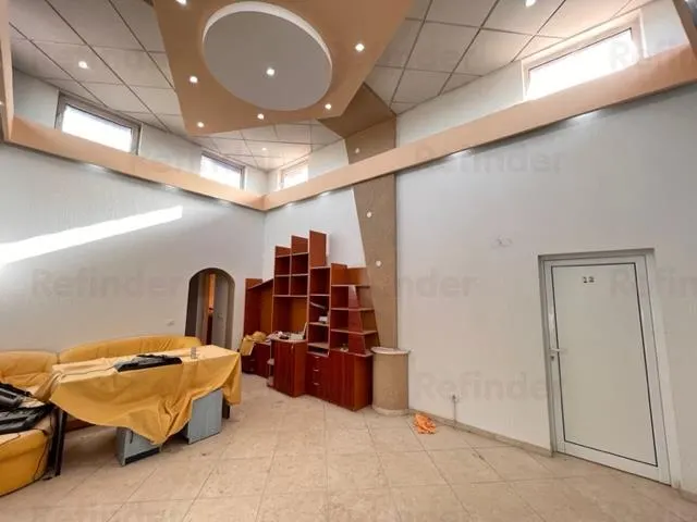 IDEAL INVESTITIE - Vanzare vila P+2+M | Salaj | 400 mp utili | 12 camere | centrala termica | - foto 10