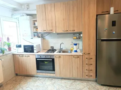 Vanzare apartament 3 camere | Piata Iancului metrou | centrala proprie | etaj 3/10 | mobilat si utilat | 67mp utili | - Bucuresti