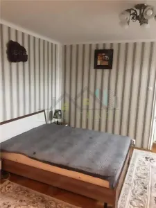 Garsoniera decomandata bloc de apartamente - foto 2
