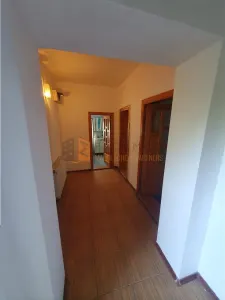EXCLUSIVITATE! Casa cu teren si garaj in cartierul Mihai Viteazu - foto 10