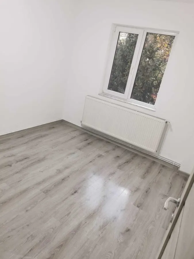 Apartament 3 camere zona Grivitei - foto 1