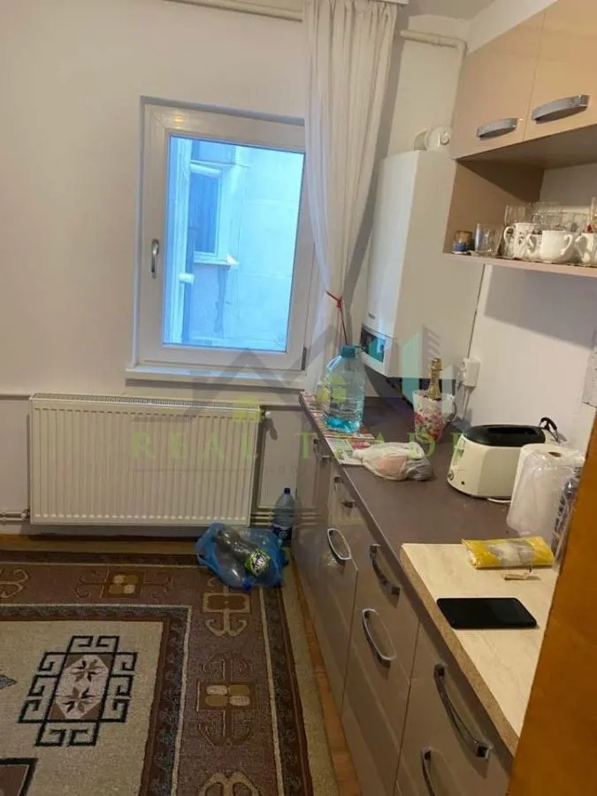 Apartament 3 camere etaj intermediar zona Noua - foto 4