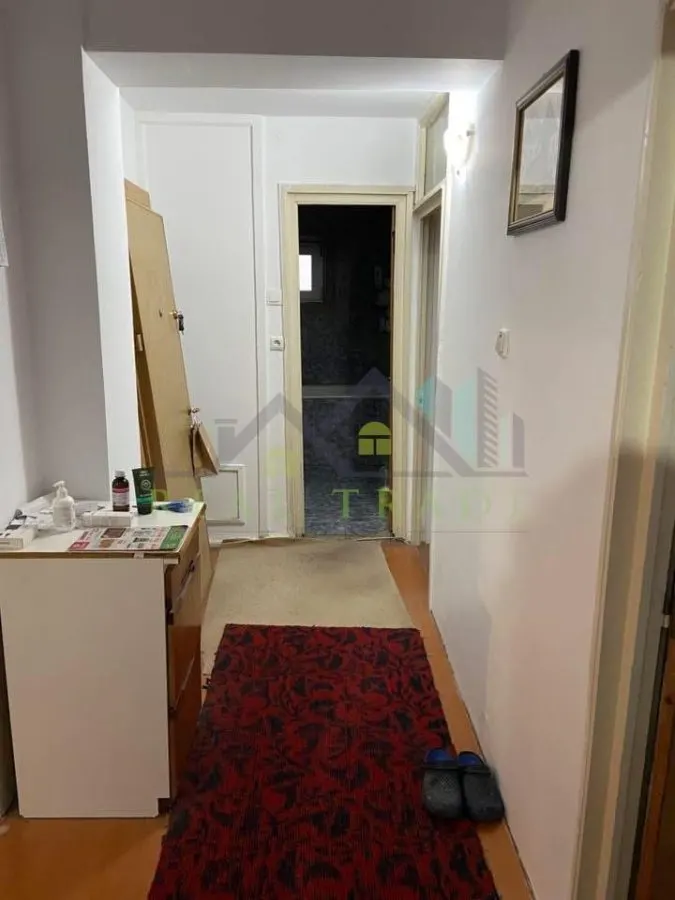 Apartament 3 camere etaj intermediar zona Noua - foto 7