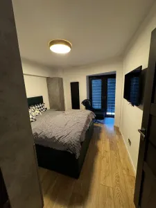 Apartament 4 camere decomandat zona Centrul Civic- Toamnei - foto 4