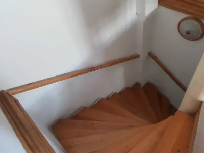 Casa Calea Calarasilor - Hala Traian | renovata si consolidata 2001 | curte comuna - foto 6