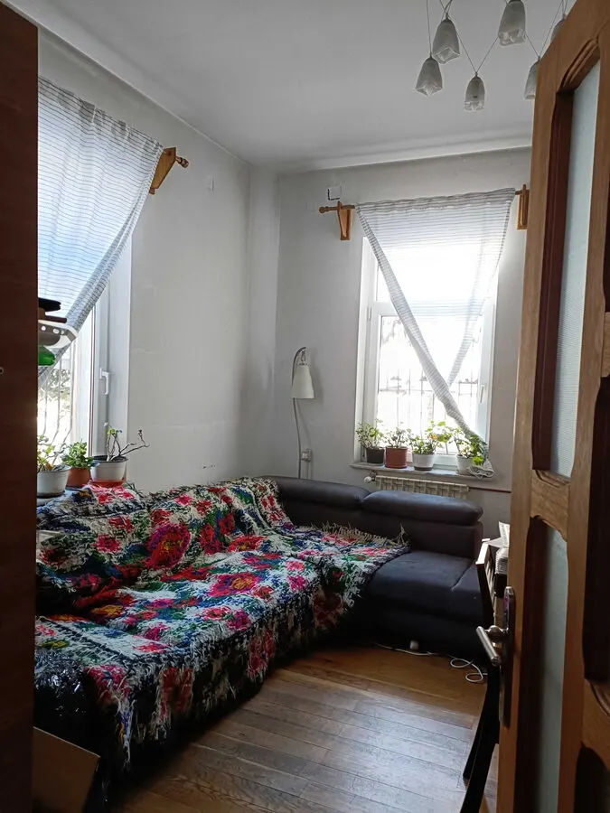 Casa Calea Calarasilor - Hala Traian | renovata si consolidata 2001 | curte comuna - foto 9