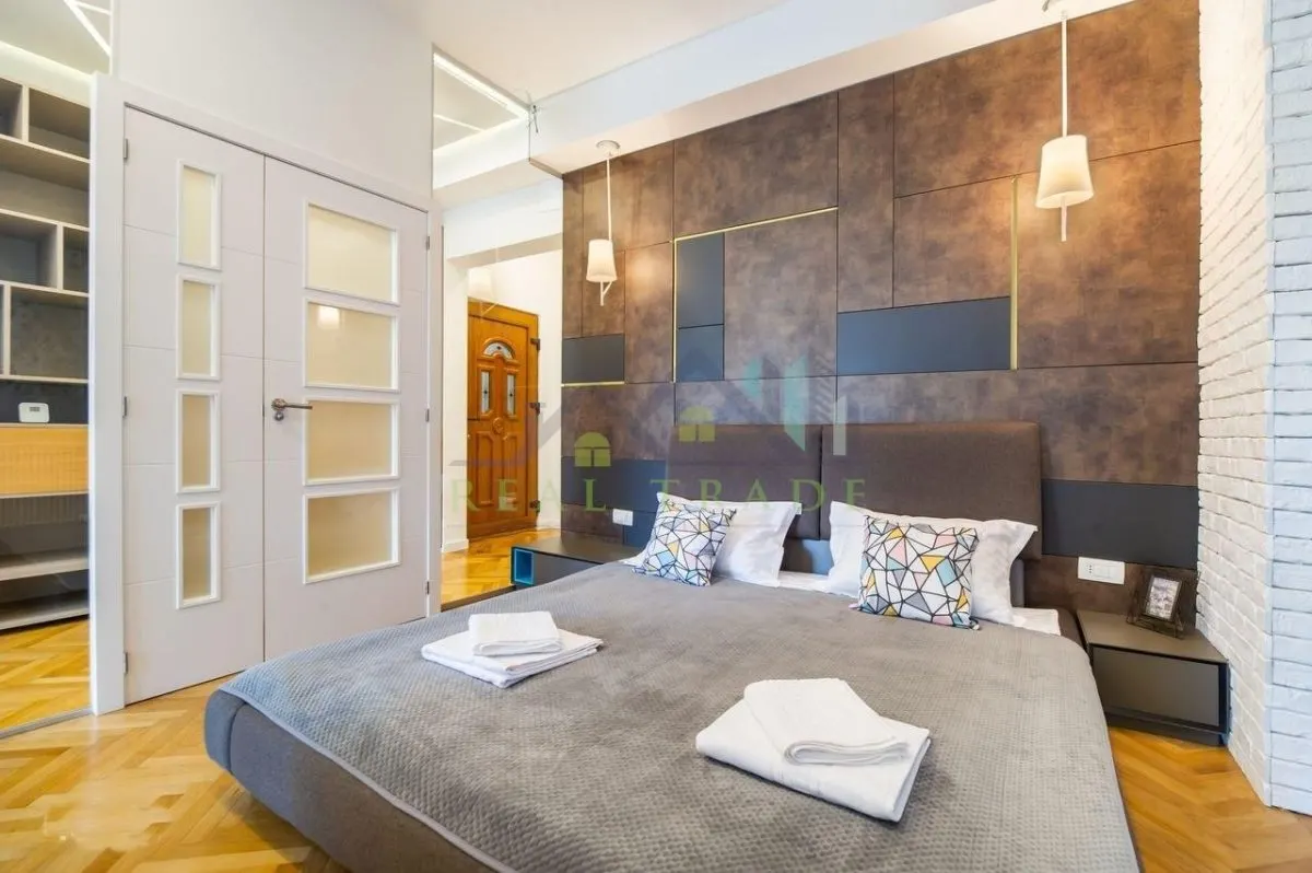 Apartament 2 camere renovat Centrul Istoric - foto 6