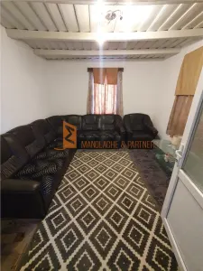 EXCLUSIVITATE! Casa + teren zona Beilic, com. Sageata - foto 2