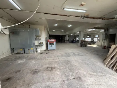 Hala productie 587 mp - Intorsura Buzaului /Forta de munca / Acces TIR - foto 2