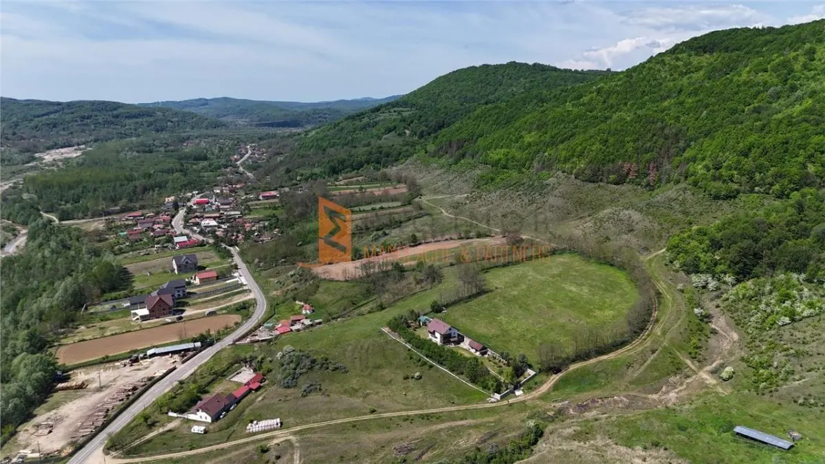 Teren intravilan zona Gura Bascei, com. Cislau - foto 5