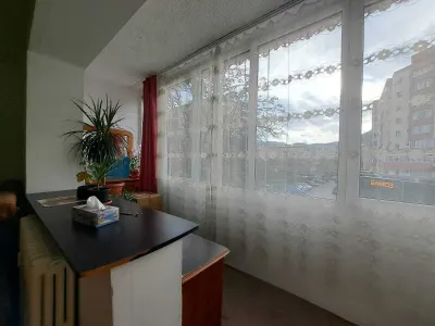 Garsoniera bloc de apartamente zona Judetean - foto 4