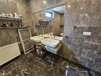 Casa de vanzare in centrul Brasovului â€“ Strada Horia - foto 20