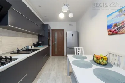 Apartament de vanzare 2 camere 2 bai | Isaran Coresi - foto 13
