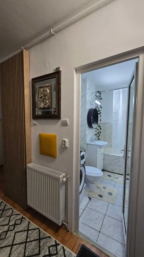 Apartament 2 camere decomandat, renovat Tractorul - foto 6