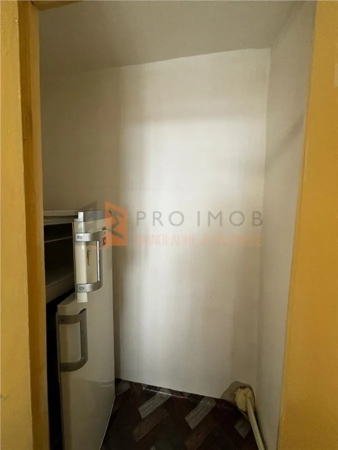 Apartament 3 camere cf 1 semidecomandat  zona Unirii Sud - foto 13