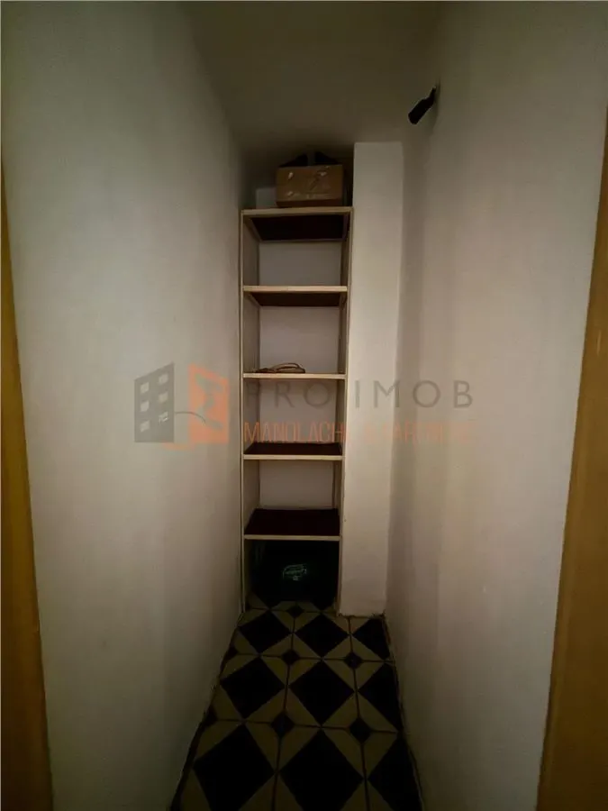 Apartament 3 camere cf 1 semidecomandat  zona Unirii Sud - foto 9