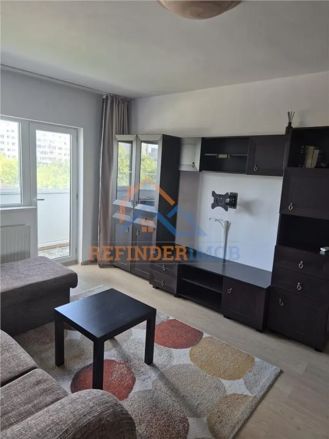 Apartament de vanzare cu 3 camere, 2 grupuri sanitare, zona Drumul Taberei - foto 1