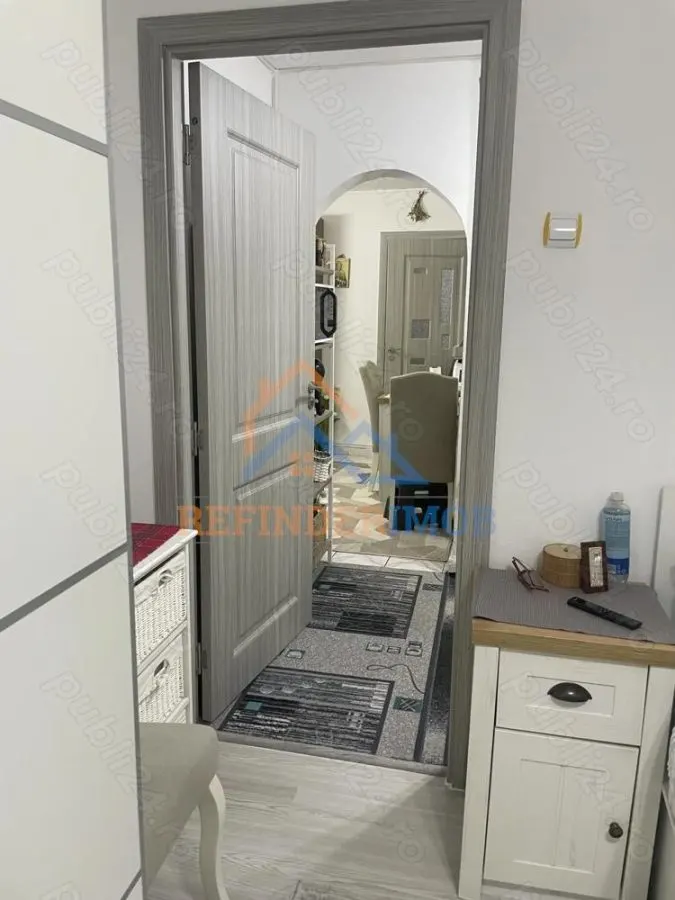 Apartament de vanzare cu 2 camere, zona Titan - foto 7