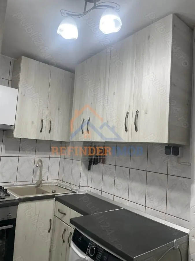 Apartament de vanzare cu 2 camere, zona Titan - foto 9