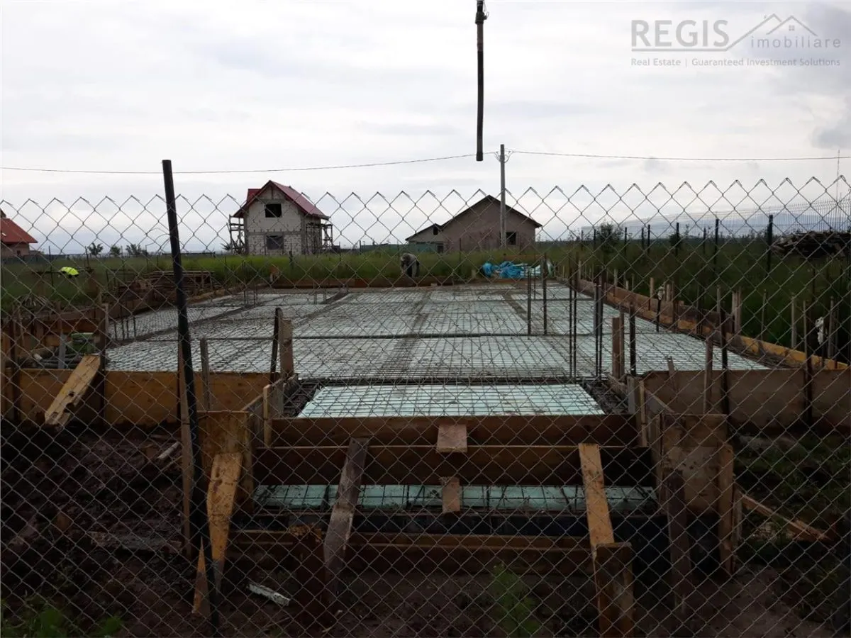 Teren intravilan cu proiect , autorizatie de constructie si fundatie in zona spital Regina Maria , Bod - foto 6