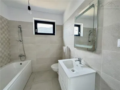 Casa noua de vanzare | 3 dormitoare | curte | parter - foto 10