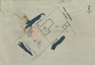 Teren  cu casa demolabila in zona Merei - Merei
