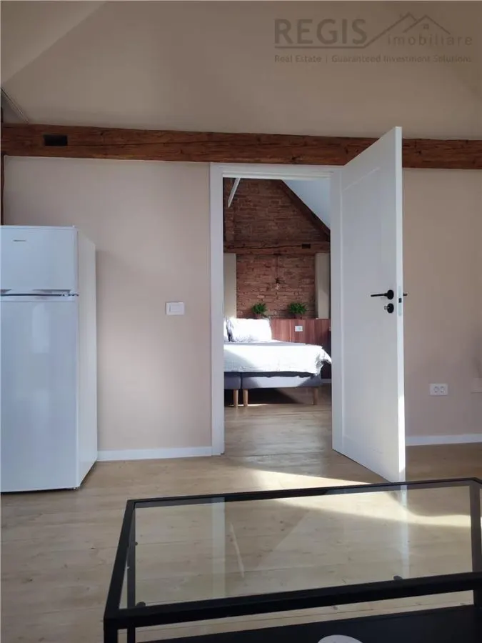 Apartament modern la curte - foto 12