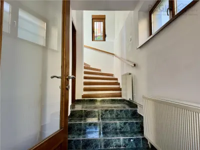Casa/Vila in zona ultracentrala a Brasovului - foto 2