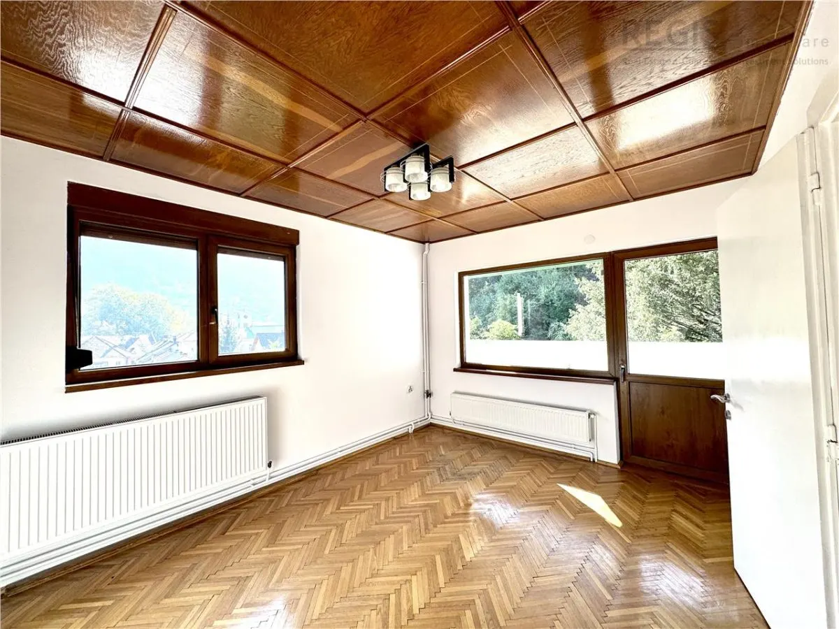 Casa/Vila in zona ultracentrala a Brasovului - foto 17