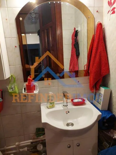 Apartament de vanzare cu 3 camere, 2 gr sanitare - zona 13 Septembrie - foto 8