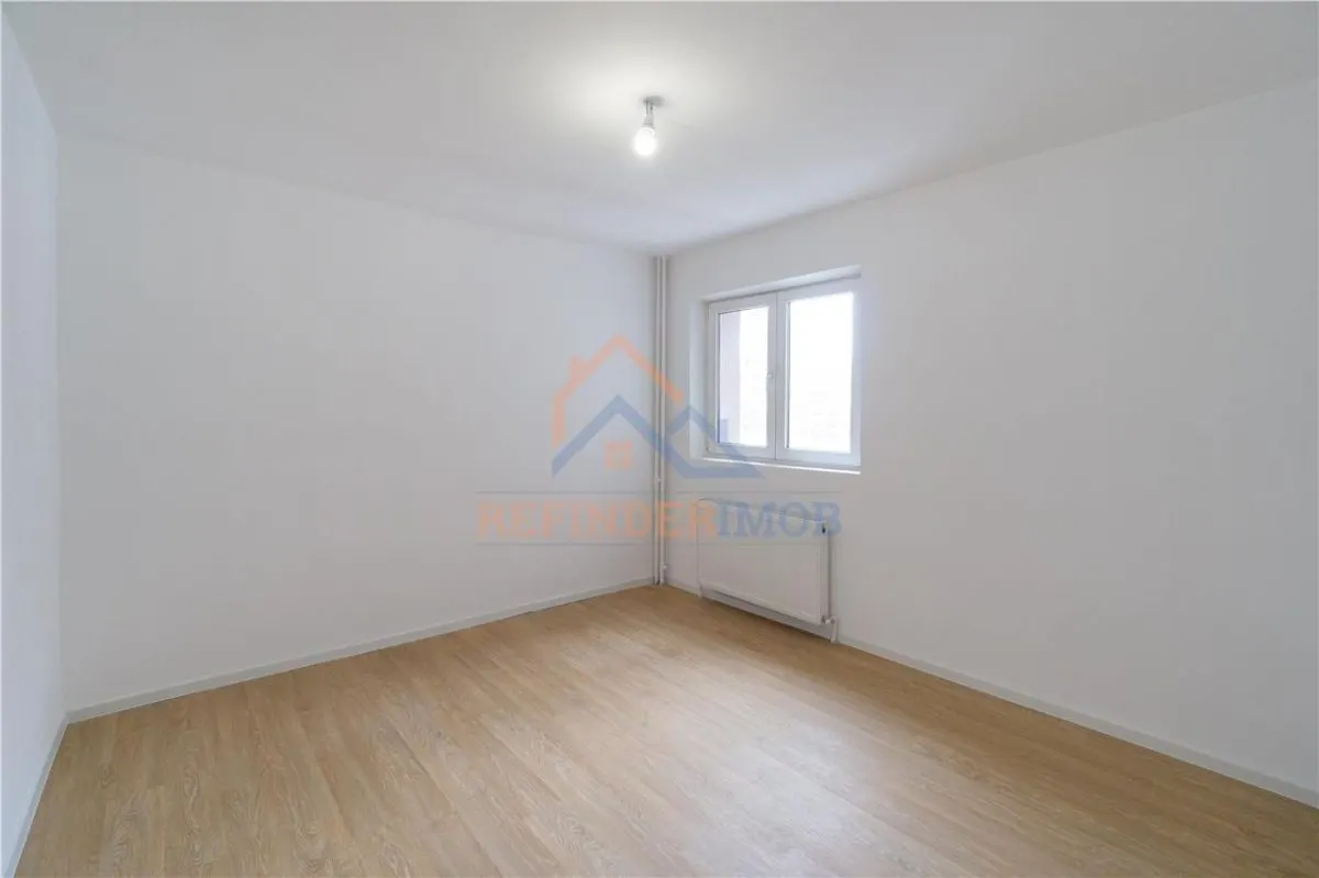 Apartament de vanzare cu 2 camere, zona Titan - Campia Libertatii - foto 2