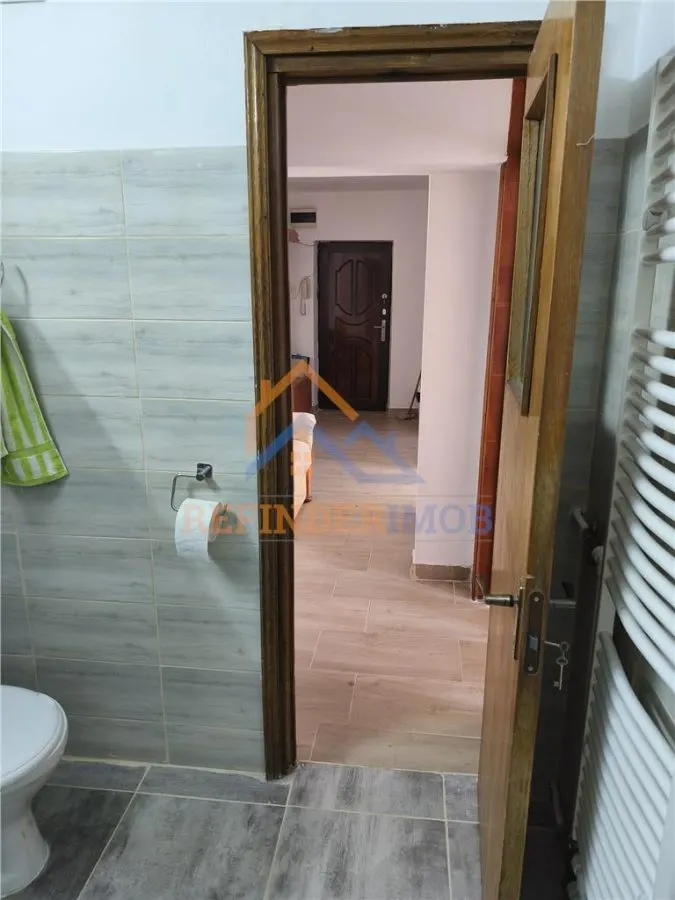 Apartament de vanzare cu 3 camere, 2 grupuri sanitare, zona Calea Calarasilor - foto 15