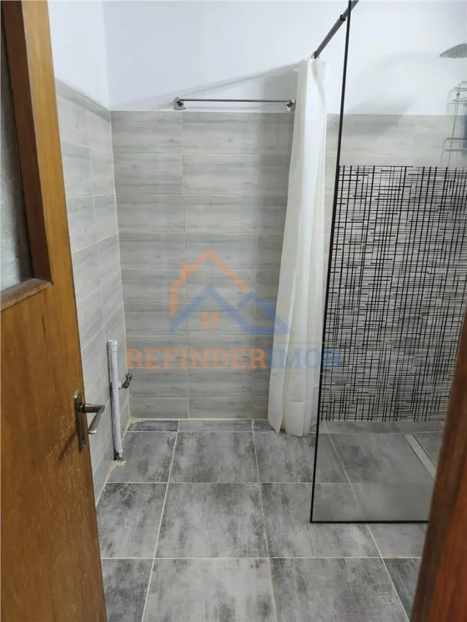Apartament de vanzare cu 3 camere, 2 grupuri sanitare, zona Calea Calarasilor - foto 16