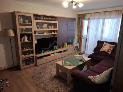 Apartament 3 camere etaj intermediar Tractorul - foto 1