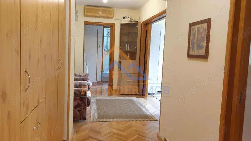 Apartament de vanzare cu 3 camere, zona Sebastian - foto 4