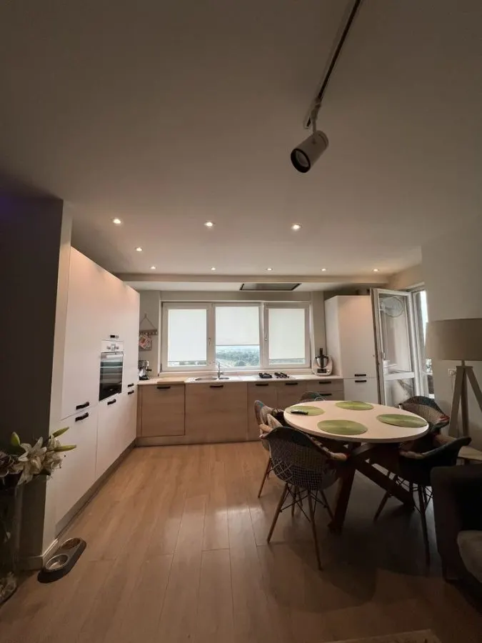 Apartament 3 camere decomandat zona Garii- Sala Sporturilor - foto 3