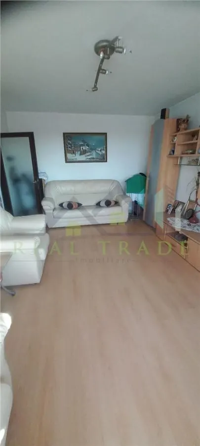 Apartament 4 camere decomandat zona Noua- Lacurilor - foto 3