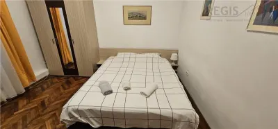 Garsoniera in inima Brasovului - foto 2