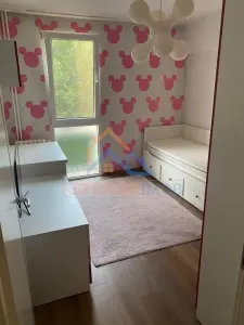 Apartament de vanzare cu 3 camere, zona Titan - Piata Minis - foto 3